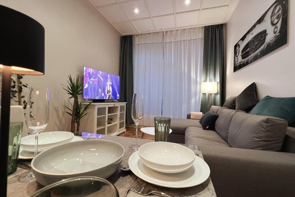 Soul-Apartment Terrasse Privat-Parkplatz Boxspringbett 55Zoll Tv Wlan لبسيا المظهر الخارجي الصورة